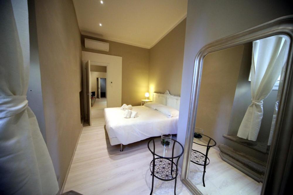 Palazzo Pergola Apartment Florence Exterior photo